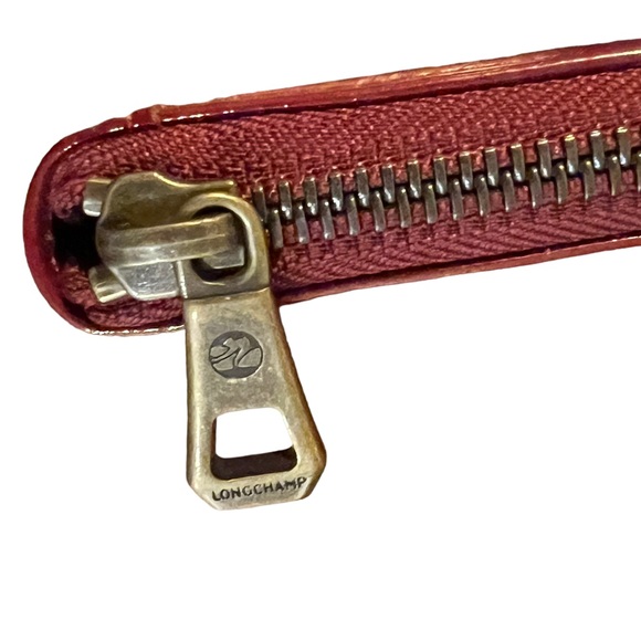 Longchamp Leather Wristlet Wallet Dark Red Zipper Closure 5 X 3 1/2 Inches - Picture 3 of 8